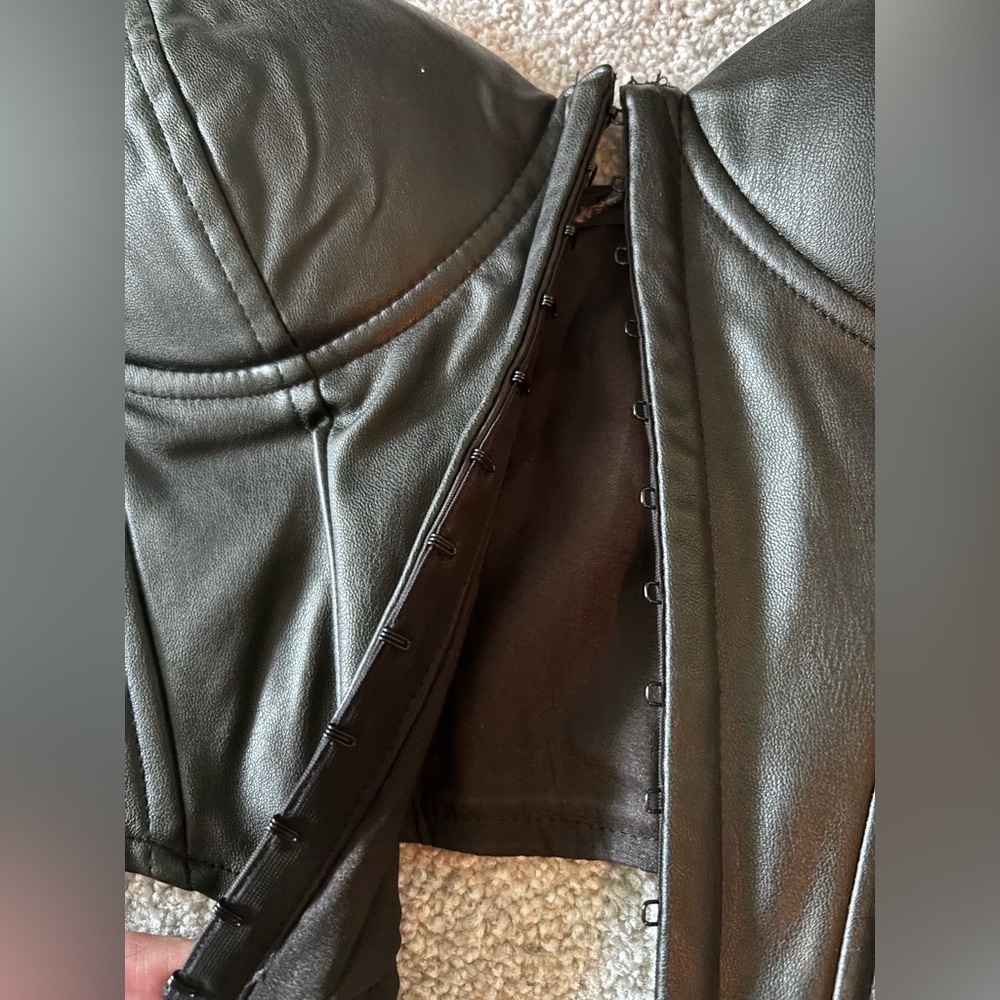 Leather CORSET with Hooks!